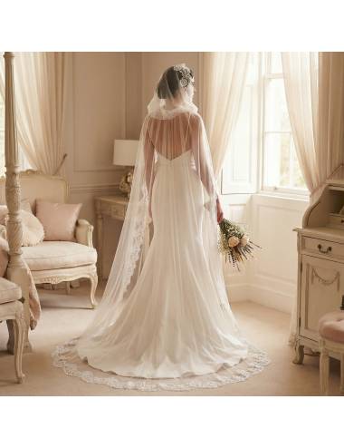 Mantelli da sposa avorio con cappuccio