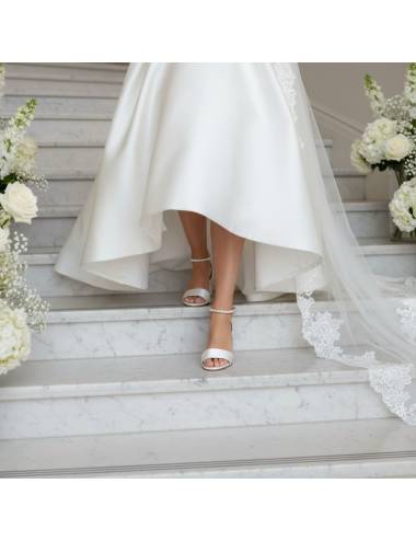 comfortable wedding shoes block low heel with strap on the front