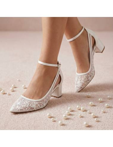 Comfortable low heel 2" shoes for wedding with lace