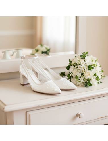 lace wedding shoes comfortable with low heel