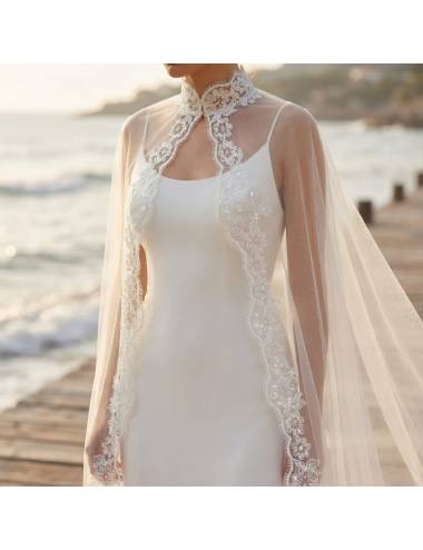 capas de novia de tul con encaje en el borde